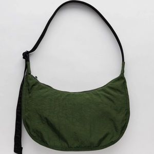 NWT BAGGU Medium Crescent in Bay Laurel